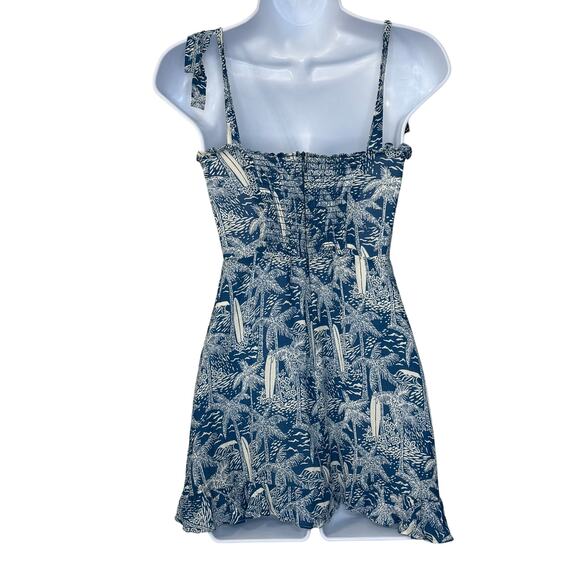 Reformation Christine Mini Dress in Bali Print Ruffle Hem Size 2 - Picture 2 of 12